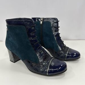 Womens Dorking by Fluchos boots sz 8